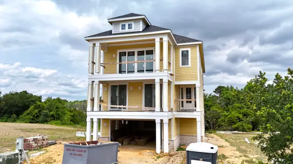 102 Marshland Circle, Newport, NC 28570