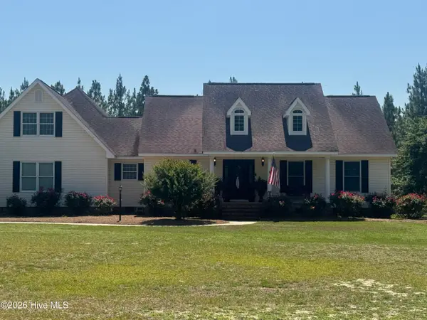 727 Mount Olive Road, Bladenboro, NC 28320