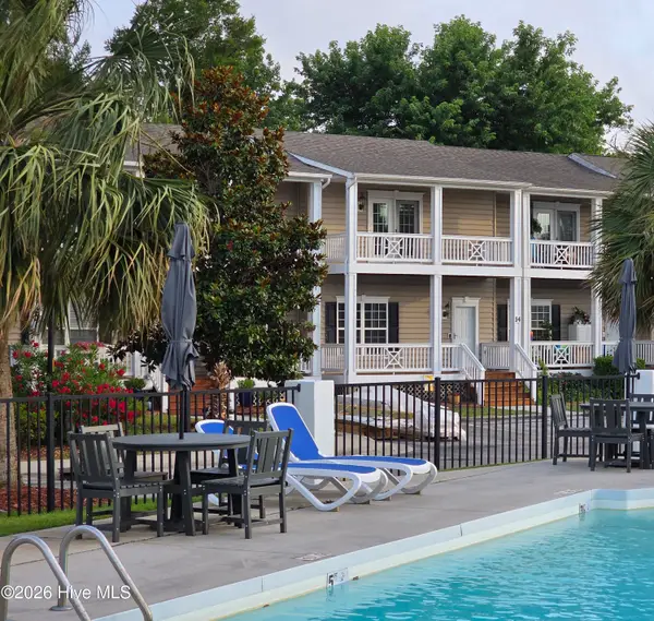 14 Schooner Drive, Swansboro, NC 28584