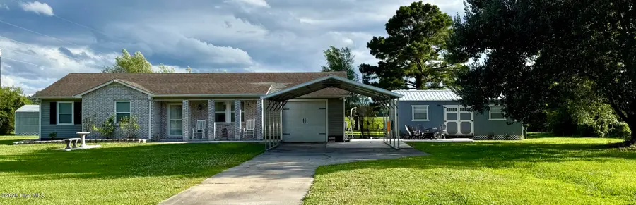 4933 White Oak River Road, Maysville, NC 28555 - #2