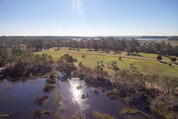 122 Jade Street, Beaufort, NC 28516