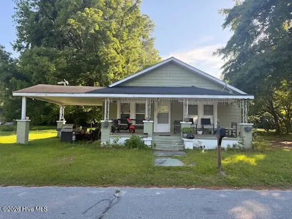 1009 Bunting Street, Clinton, NC 28328