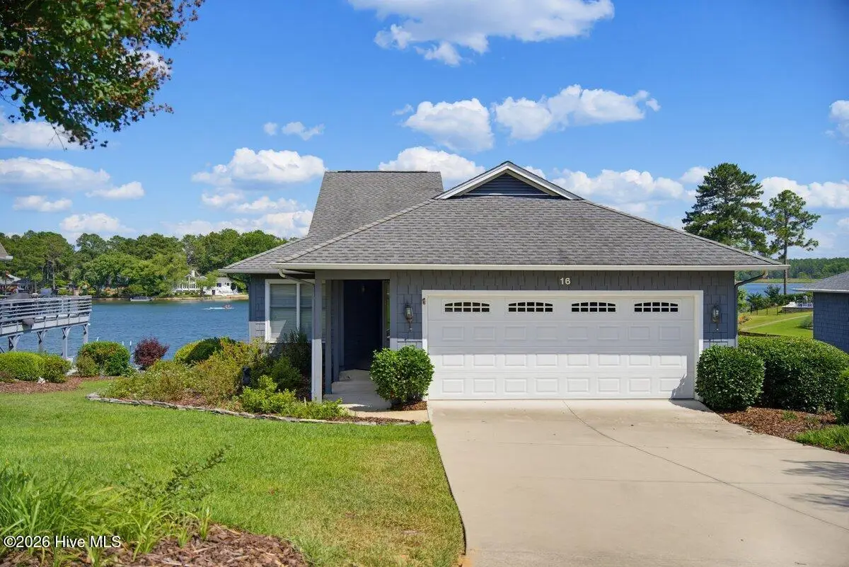 16 Westlake Pointe Drive, Pinehurst, NC 28374 - #1