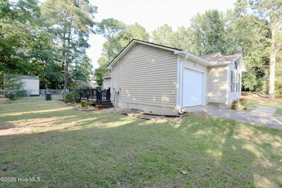 110 Robin Hood Lane, Aberdeen, NC 28315 - #3