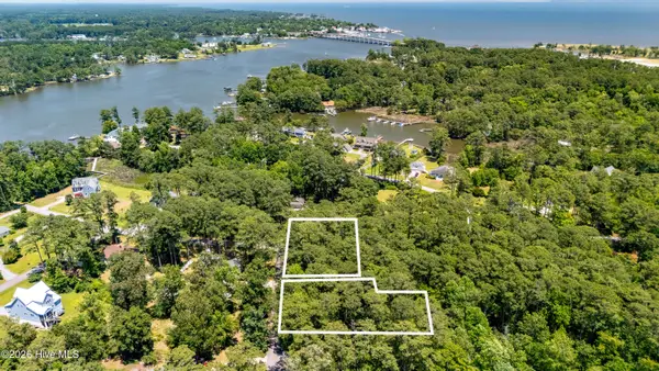 4001& 4003 Schooner Circle, Oriental, NC 28571