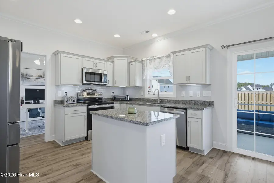 611 Carmel Drive, Sneads Ferry, NC 28460 - #2