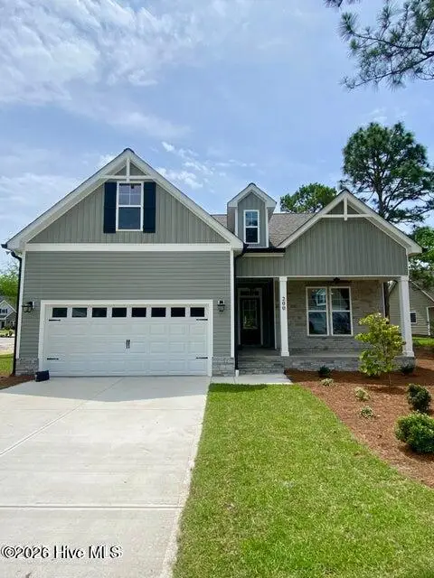 166 Deepwater Drive, Stella, NC 28582
