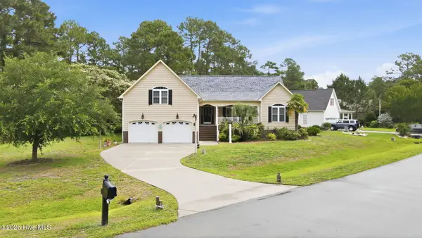 901 Sawgrass Court, New Bern, NC 28560
