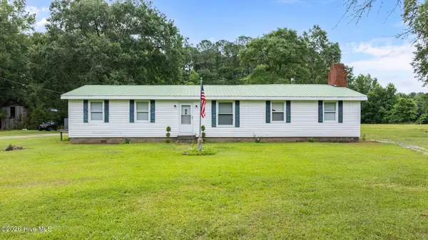 2240 Clay Bottom School Road, Chocowinity, NC 27817