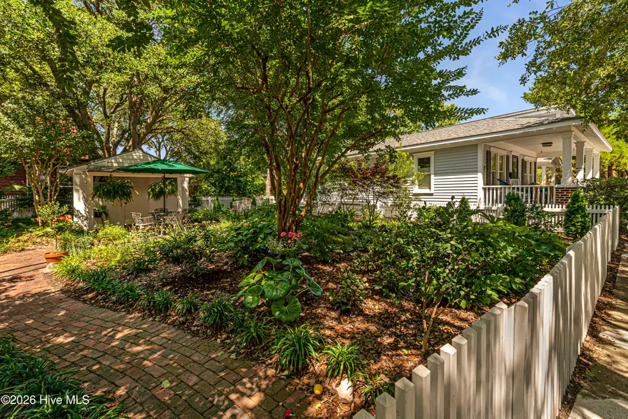 201 Broad Street, Beaufort, NC 28516 - #3