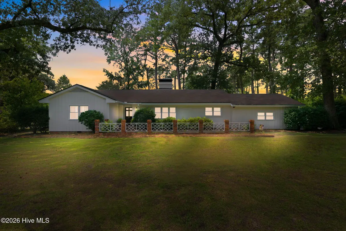 207 Country Club Drive, Trent Woods, NC 28562 - #1