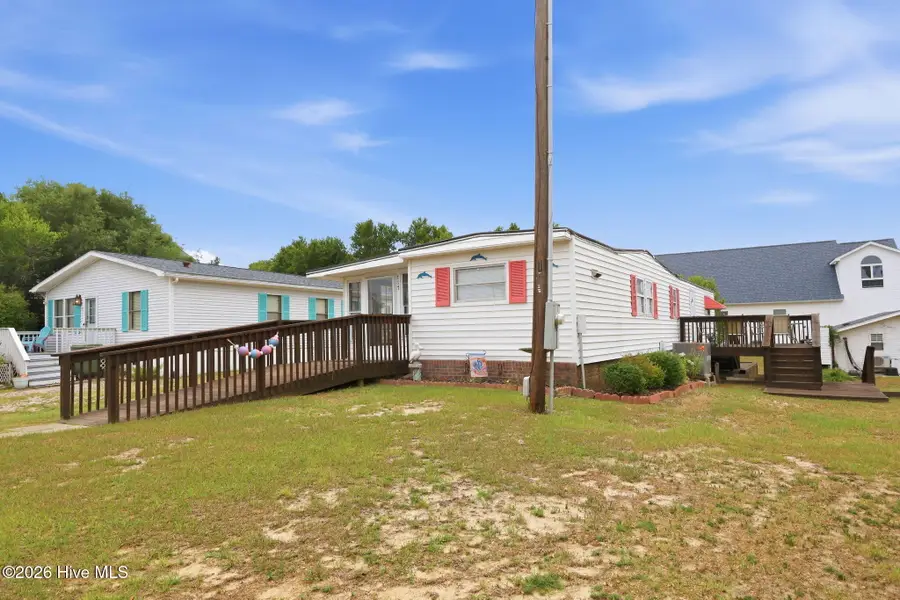 117 W Seaview Drive, Emerald Isle, NC 28594 - #3