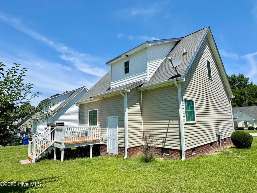 609 Haley Drive, Nashville, NC 27856 - #2