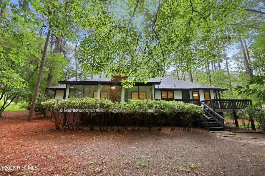 200 Devonshire Avenue W, Seven Lakes, NC 27376 - #2