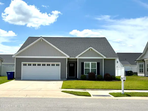 1701 Penncross Drive, Greenville, NC 27834