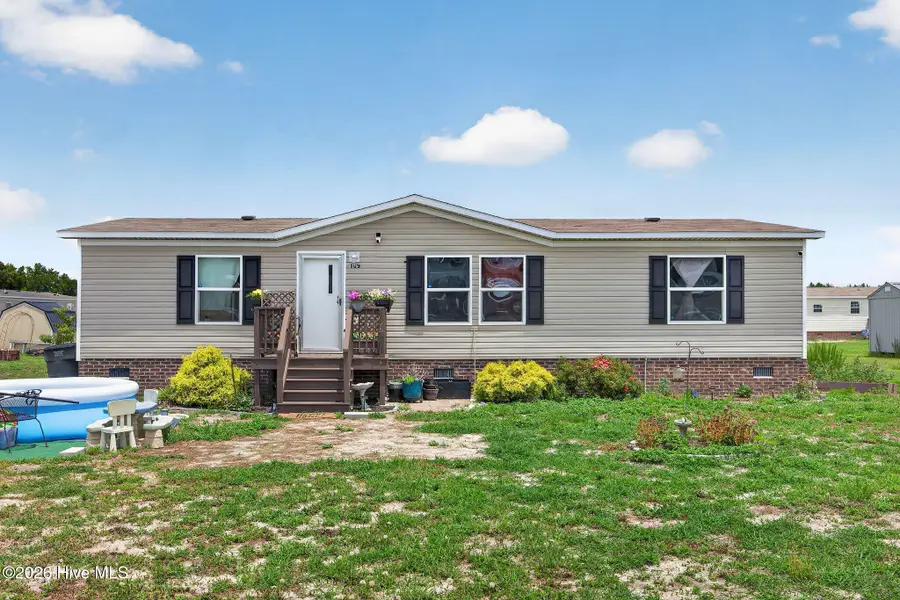 109 Dogwood Circle, Warsaw, NC 28398 - #3