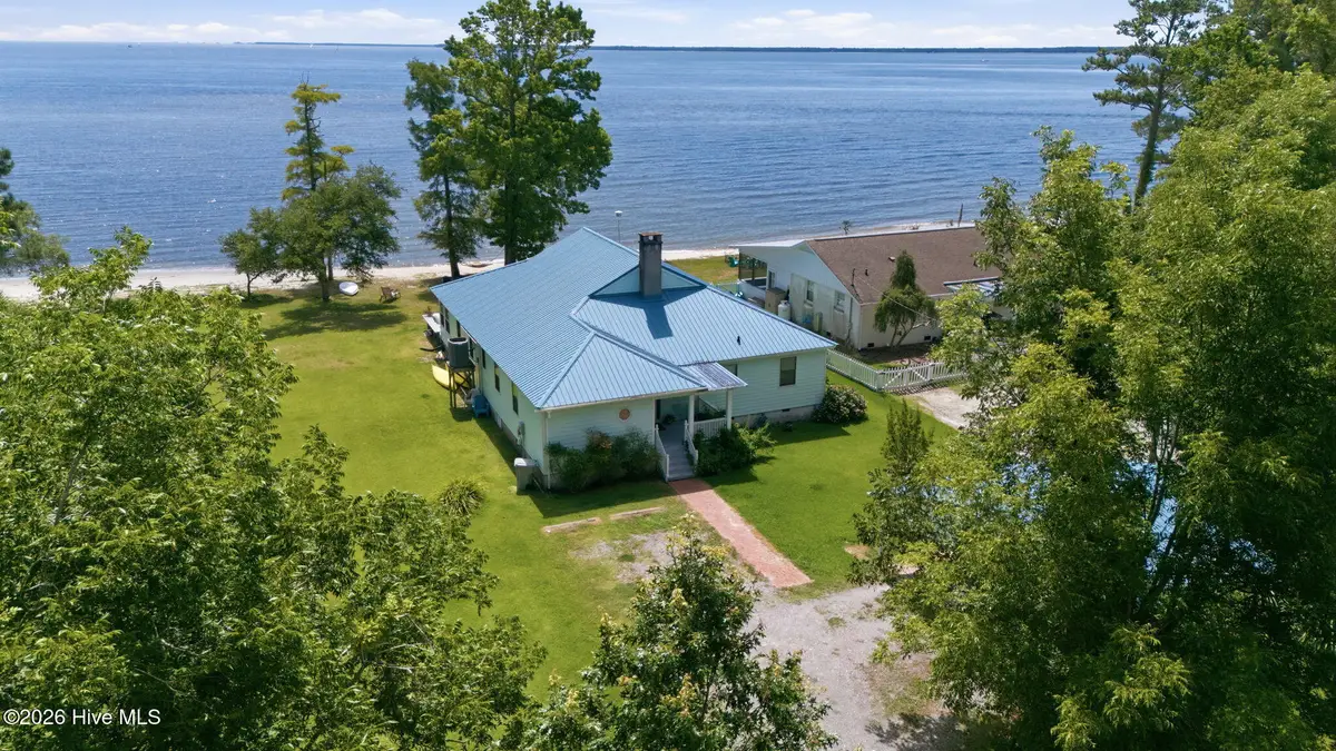 279 Wiggins Point Road, Oriental, NC 28571 - #1
