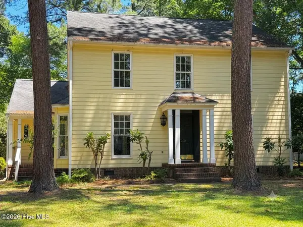 206 Woodhaven Road, Greenville, NC 27834
