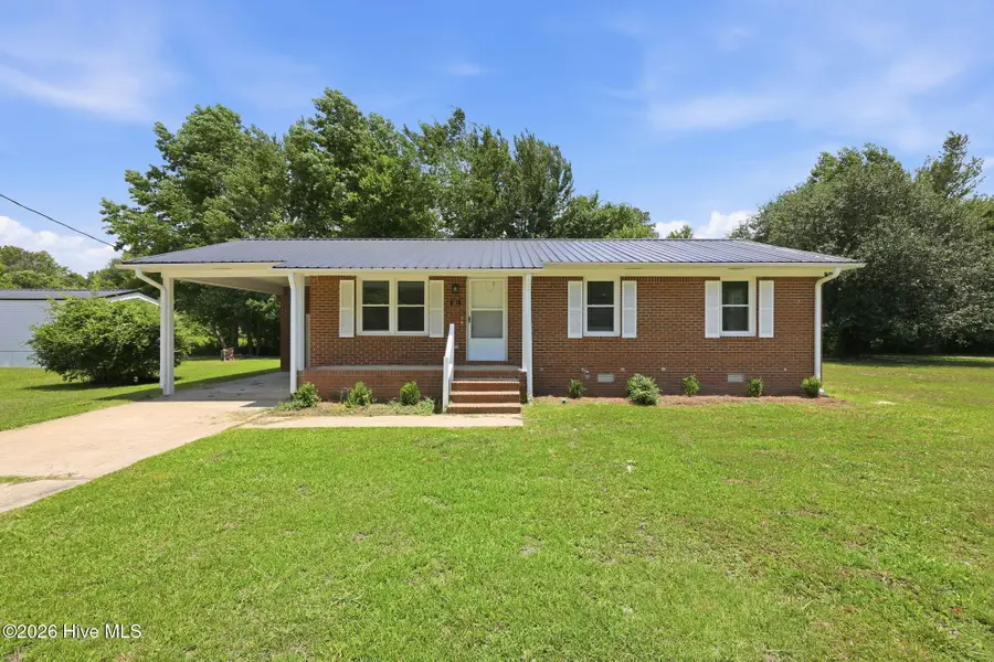 101 N Water Street, Bayboro, NC 28515 - #2