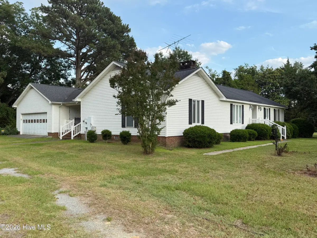 172 Simmons Mill Road, Albertson, NC 28508 - #1