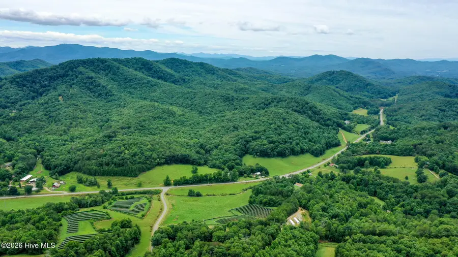 147 Lance Cove Road, Hayesville, NC 28904 - #2