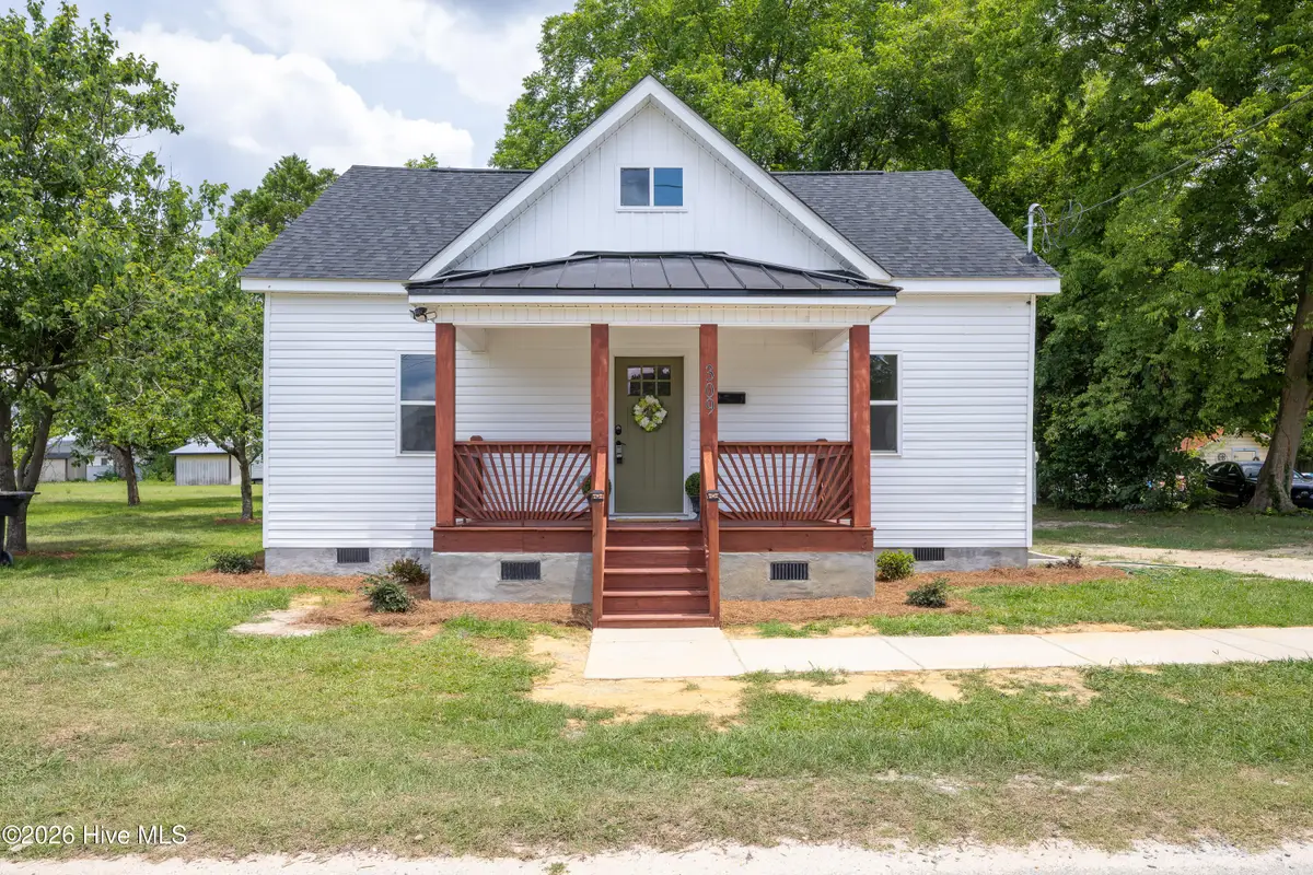 309 Stetson Street, Clinton, NC 28328 - #1
