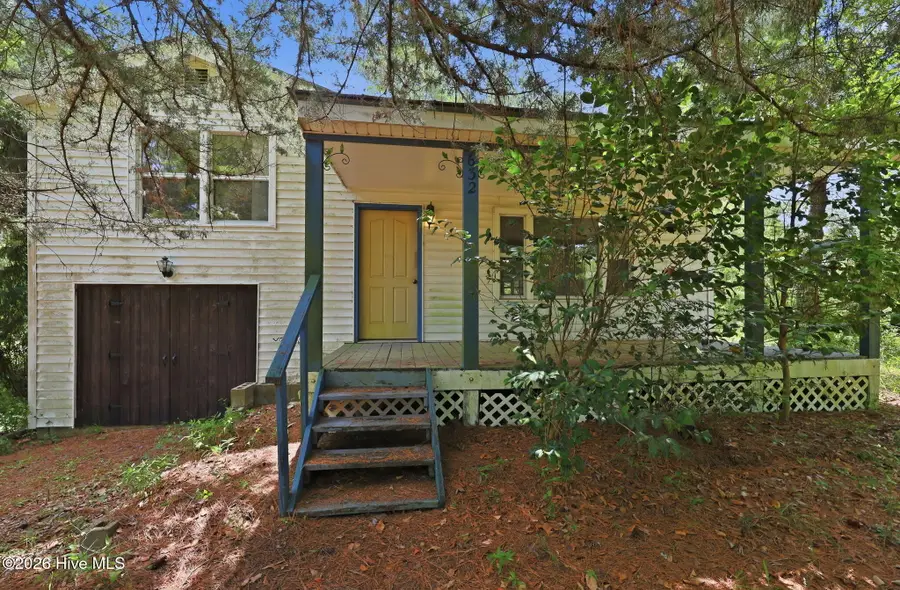 632 E Ocean Road, Holly Ridge, NC 28445 - #2