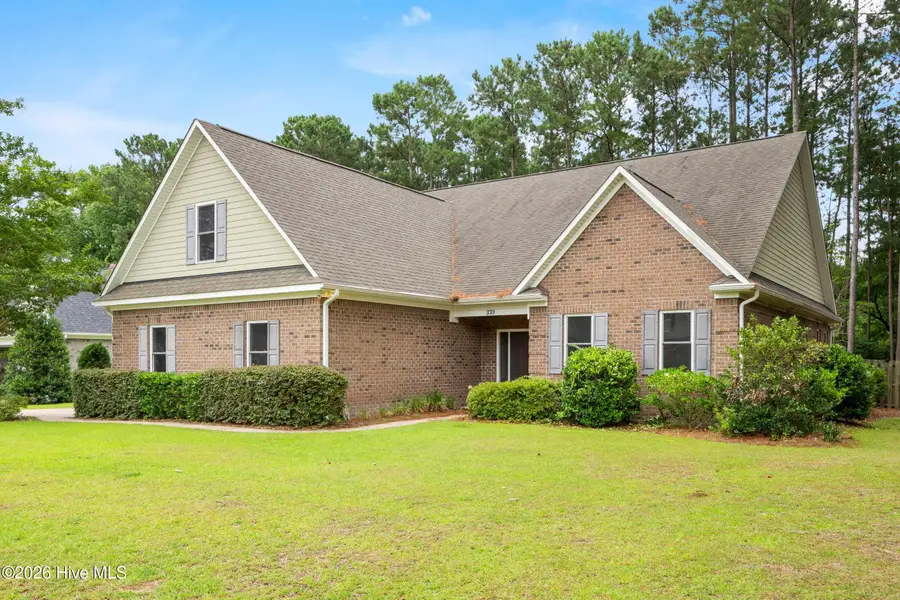 330 Crown Pointe Drive, Hampstead, NC 28443 - #2