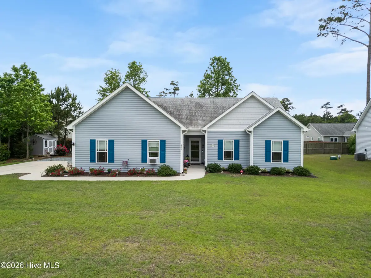 408 Gavins Run, Sneads Ferry, NC 28460 - #1