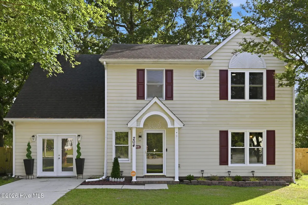 204 S Carlisle Court, Jacksonville, NC 28546 - #1