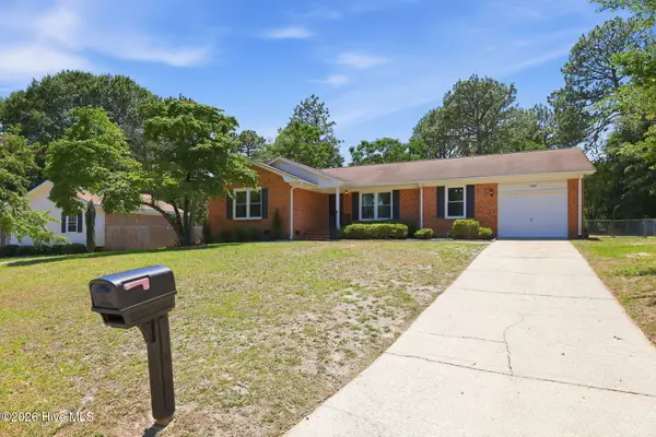 5987 Brookcliff Road, Fayetteville, NC 28304