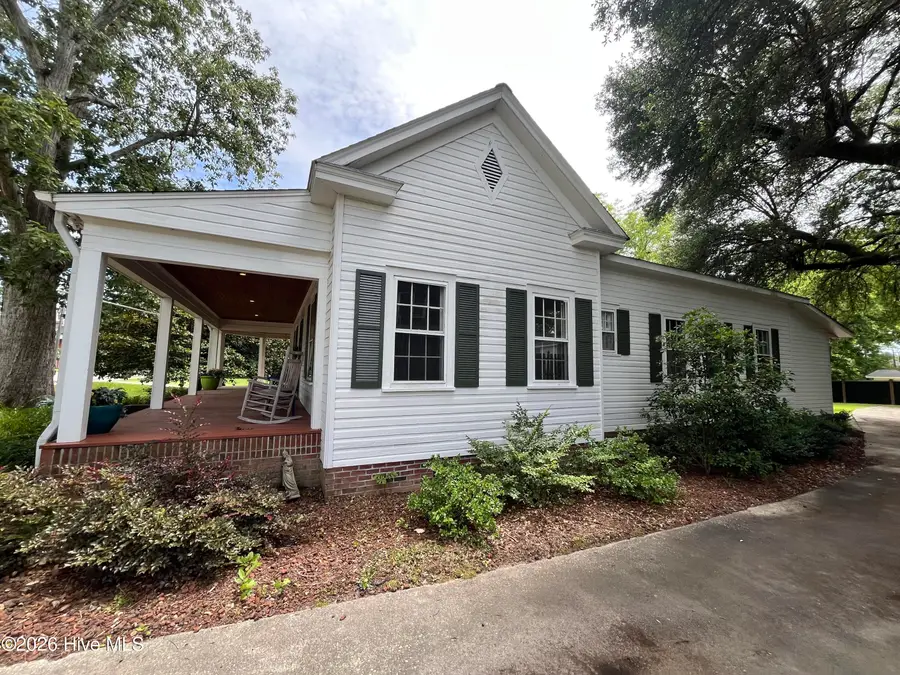 505 N Madison Street, Whiteville, NC 28472 - #3