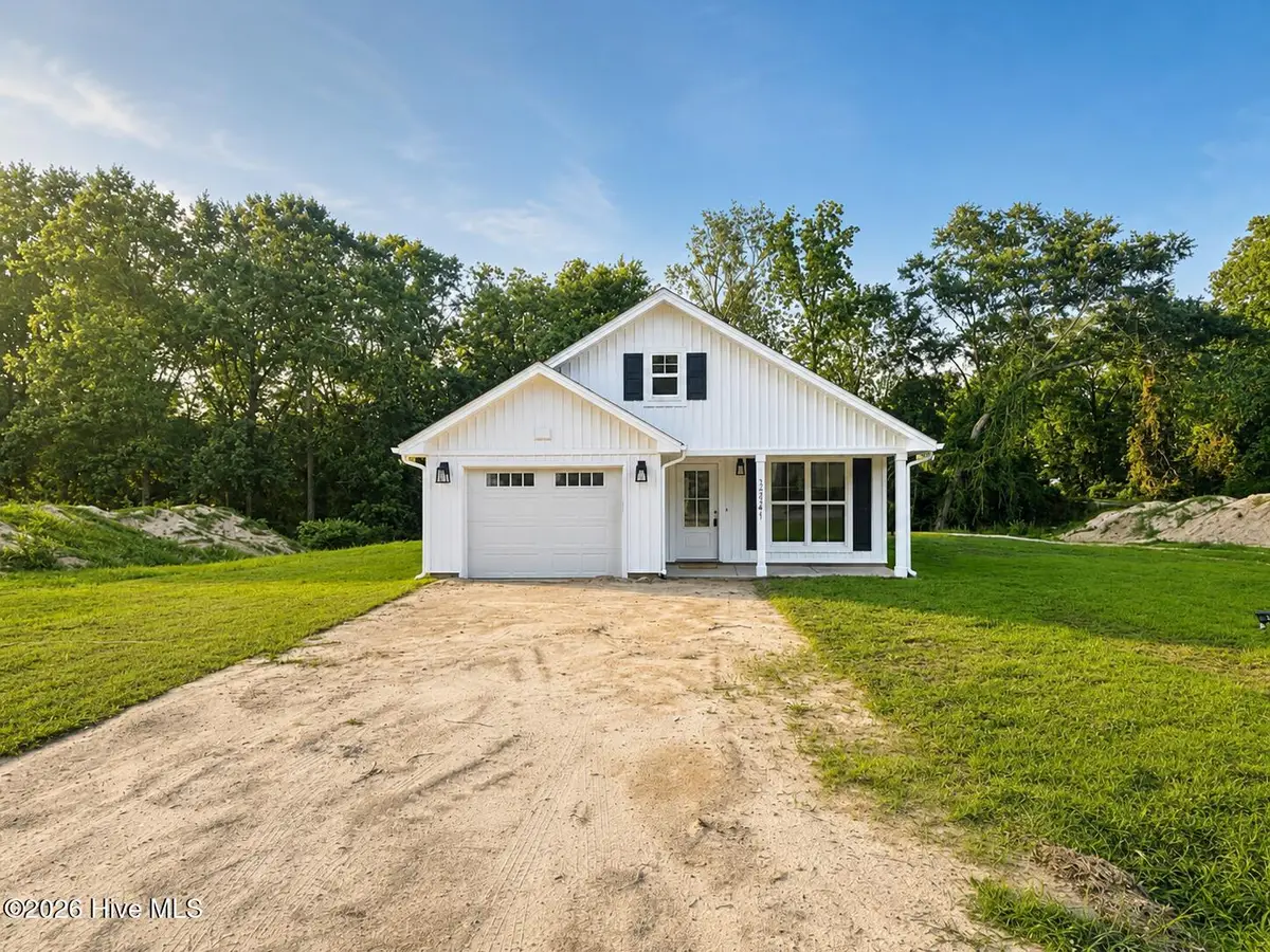 12541 Windmere Drive, Laurinburg, NC 28352 - #1