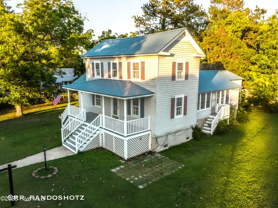 436 Edward Street, Belhaven, NC 27810 - #2