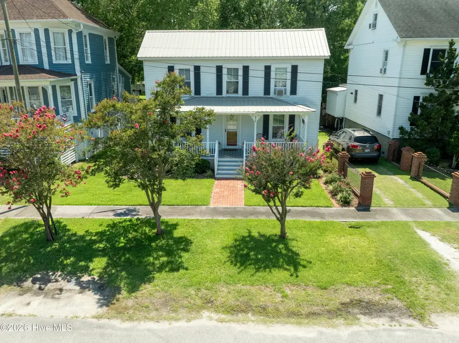 430 E Pungo Street, Belhaven, NC 27810 - #2