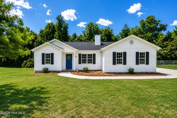 106 Turtle Creek Court, Jacksonville, NC 28540