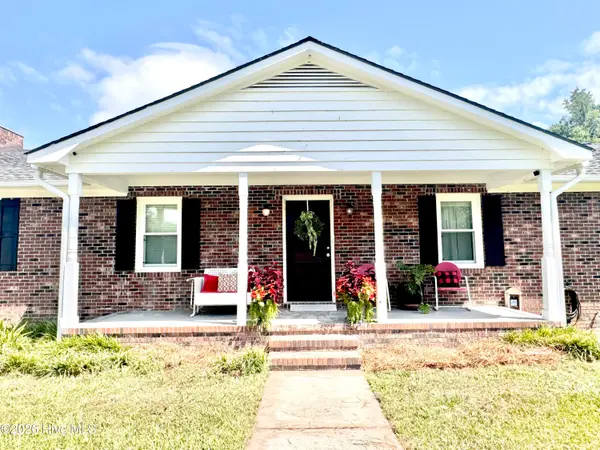 1101 Porters Lane Road, Rocky Point, NC 28457
