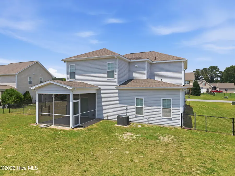 102 E Lake Drive, Goldsboro, NC 27534 - #3