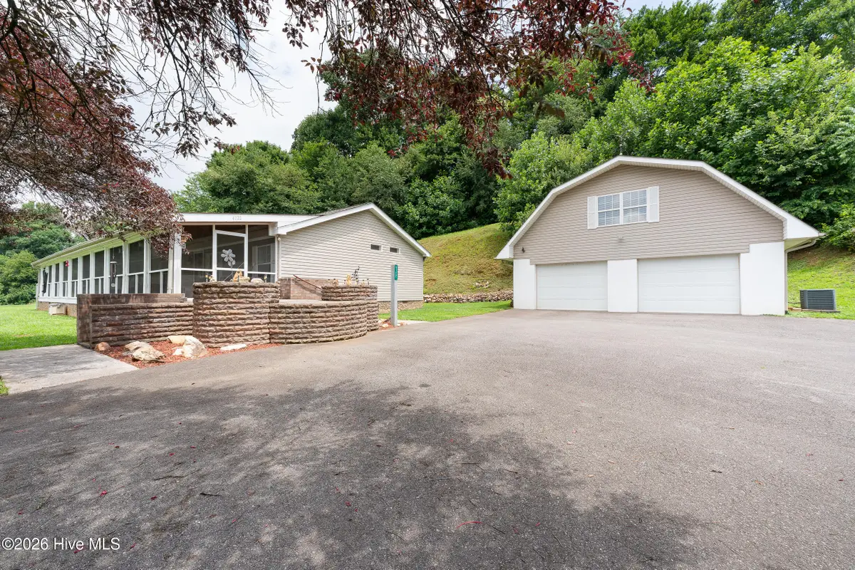 4122 Fairview Road, Andrews, NC 28901 - #1