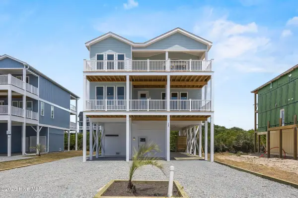 24 Porpoise Place, North Topsail Beach, NC 28460