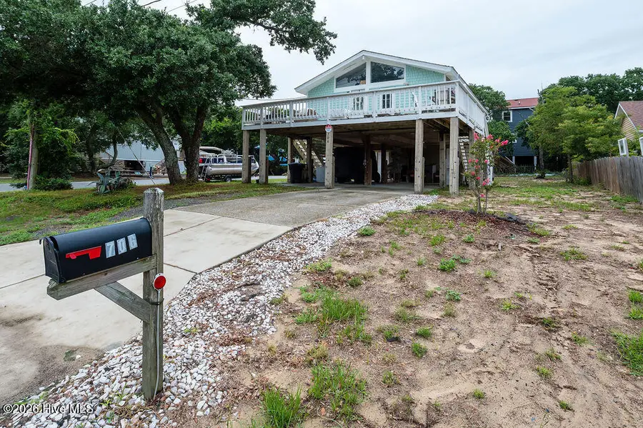 706 W 3rd Street, Kill Devil Hills, NC 27948 - #2