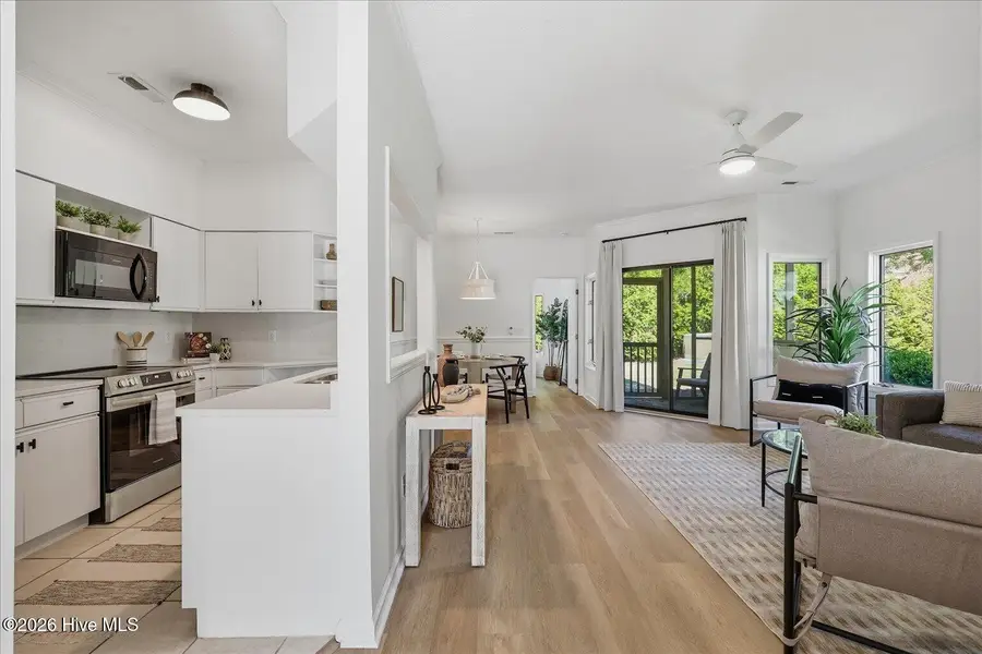 131 Longstreet Drive #Apt 106, Wilmington, NC 28412 - #3