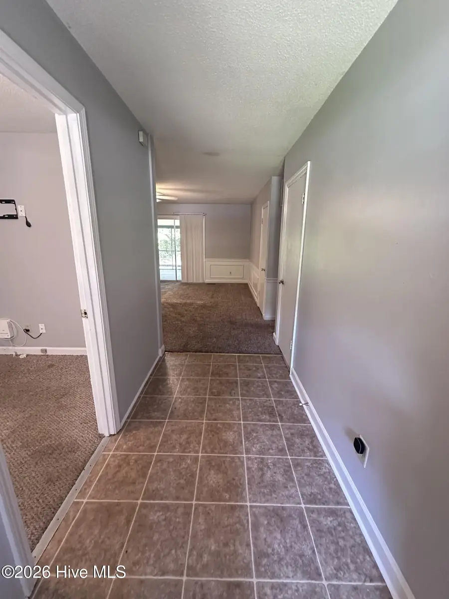 1015 Plymouth Drive, New Bern, NC 28562 - #3