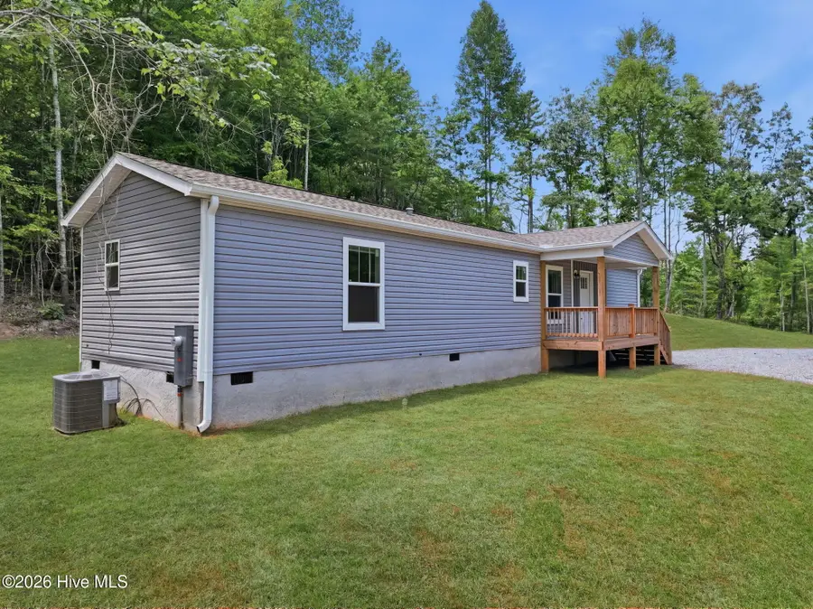 285 Loganberry Lane, Hayesville, NC 28904 - #2
