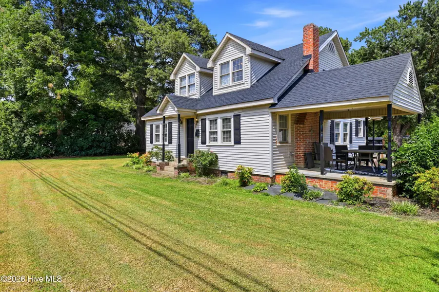 421 S Brown Street, Chadbourn, NC 28431 - #3
