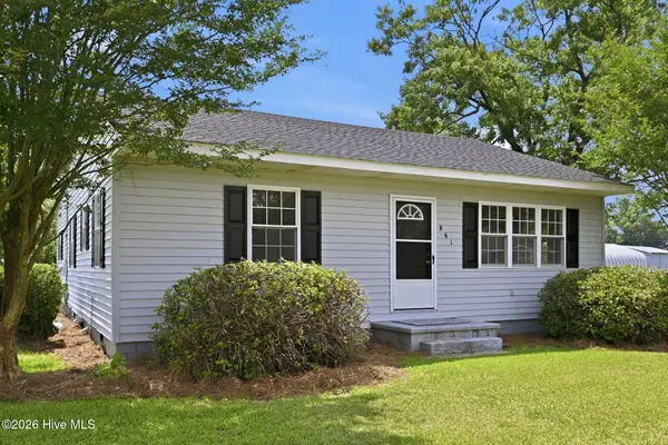 861 Huffmantown Road, Richlands, NC 28574