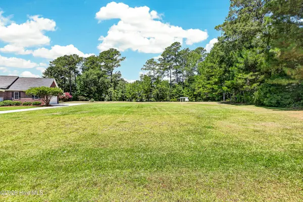 521 Carriage Lane, Jacksonville, NC 28540