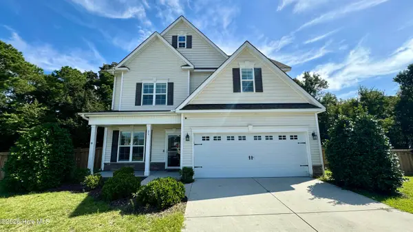 29 Farm Meadow Court, Hampstead, NC 28443