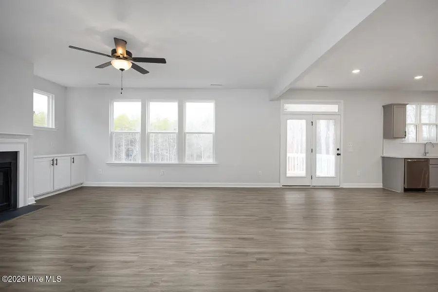 323 Queensferry Lane, Aberdeen, NC 28315 - #2