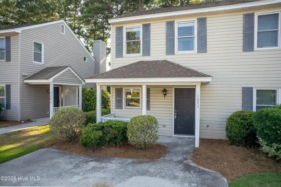 137 Lullwater Drive #Apt B, Wilmington, NC 28403 - #2